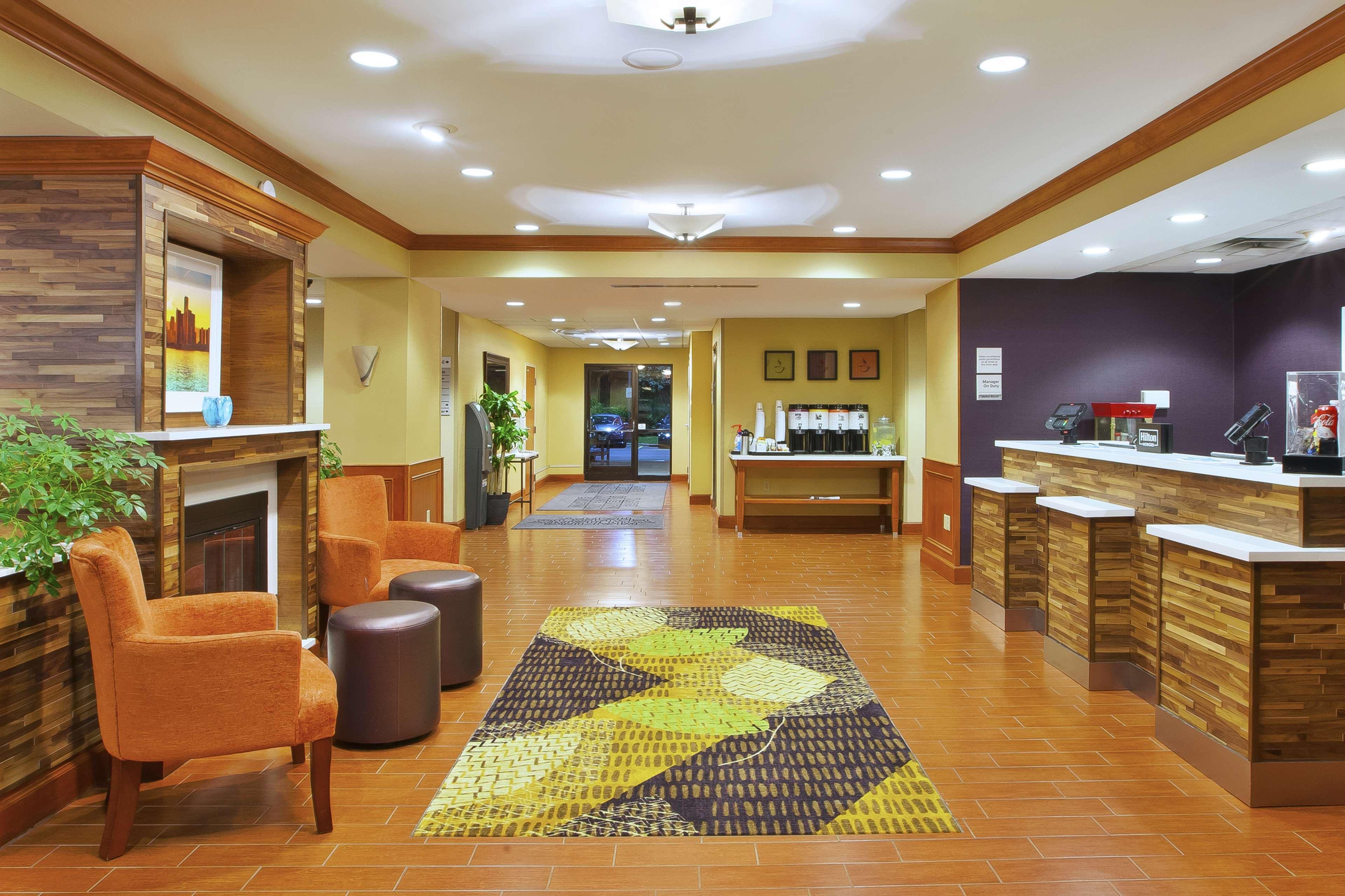 Hampton Inn Commerce/Novi Exterior foto