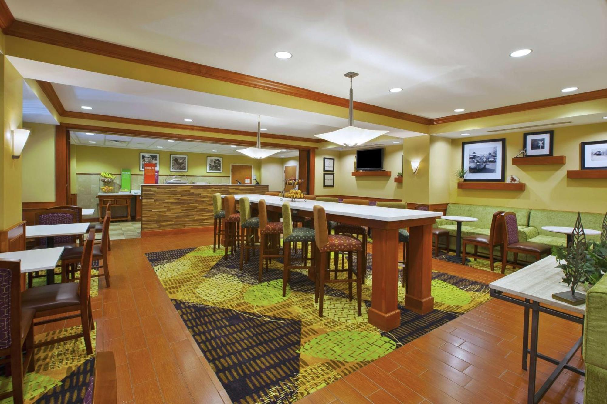 Hampton Inn Commerce/Novi Exterior foto
